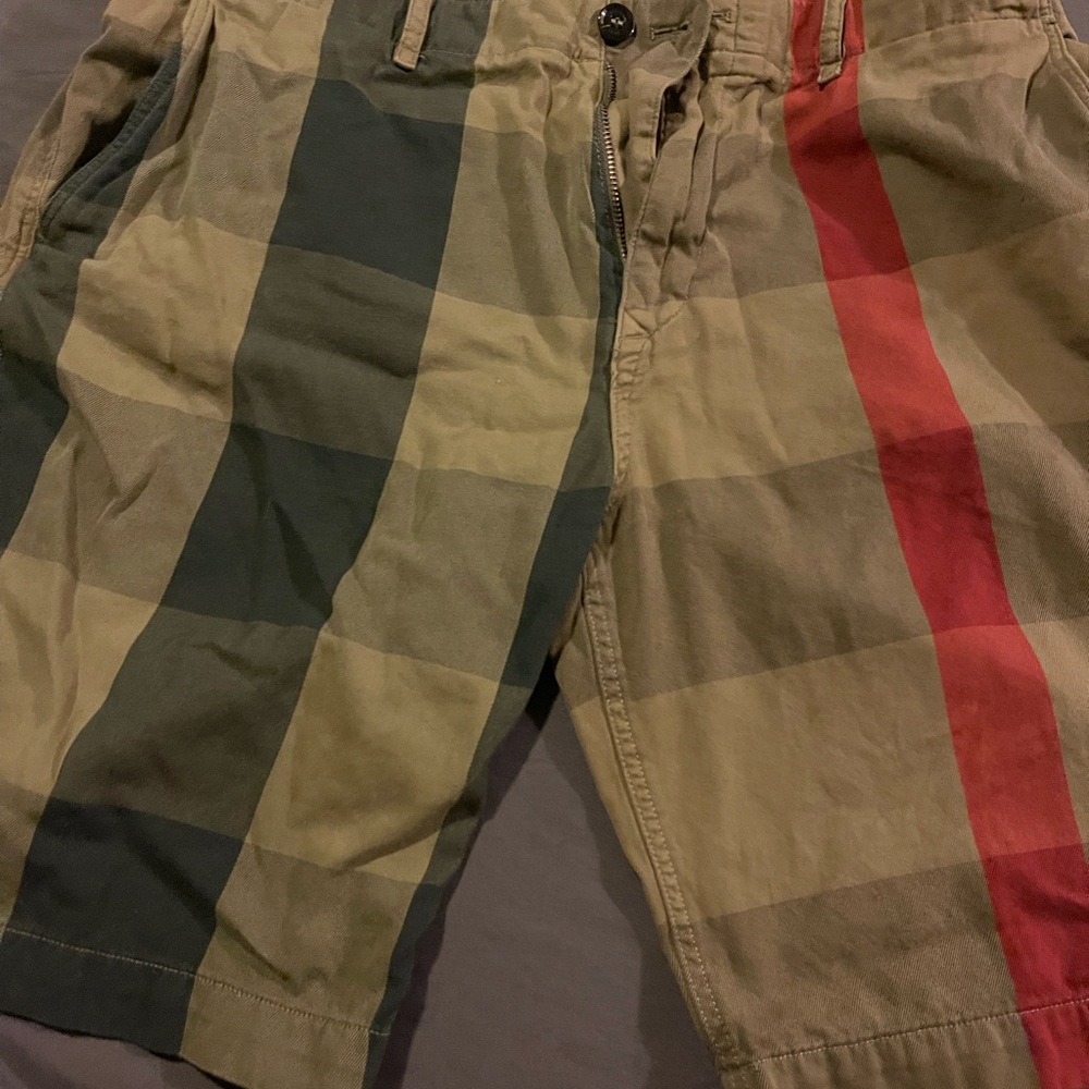 Men's Plaid Cotton Shorts in Beige with Red & Green Stripes